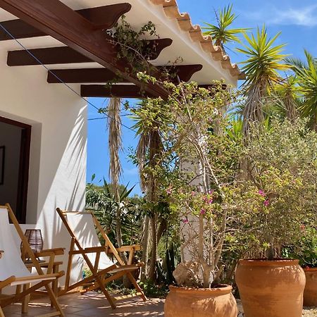 Apartamentos Laura Playa De Migjorn 外观 照片