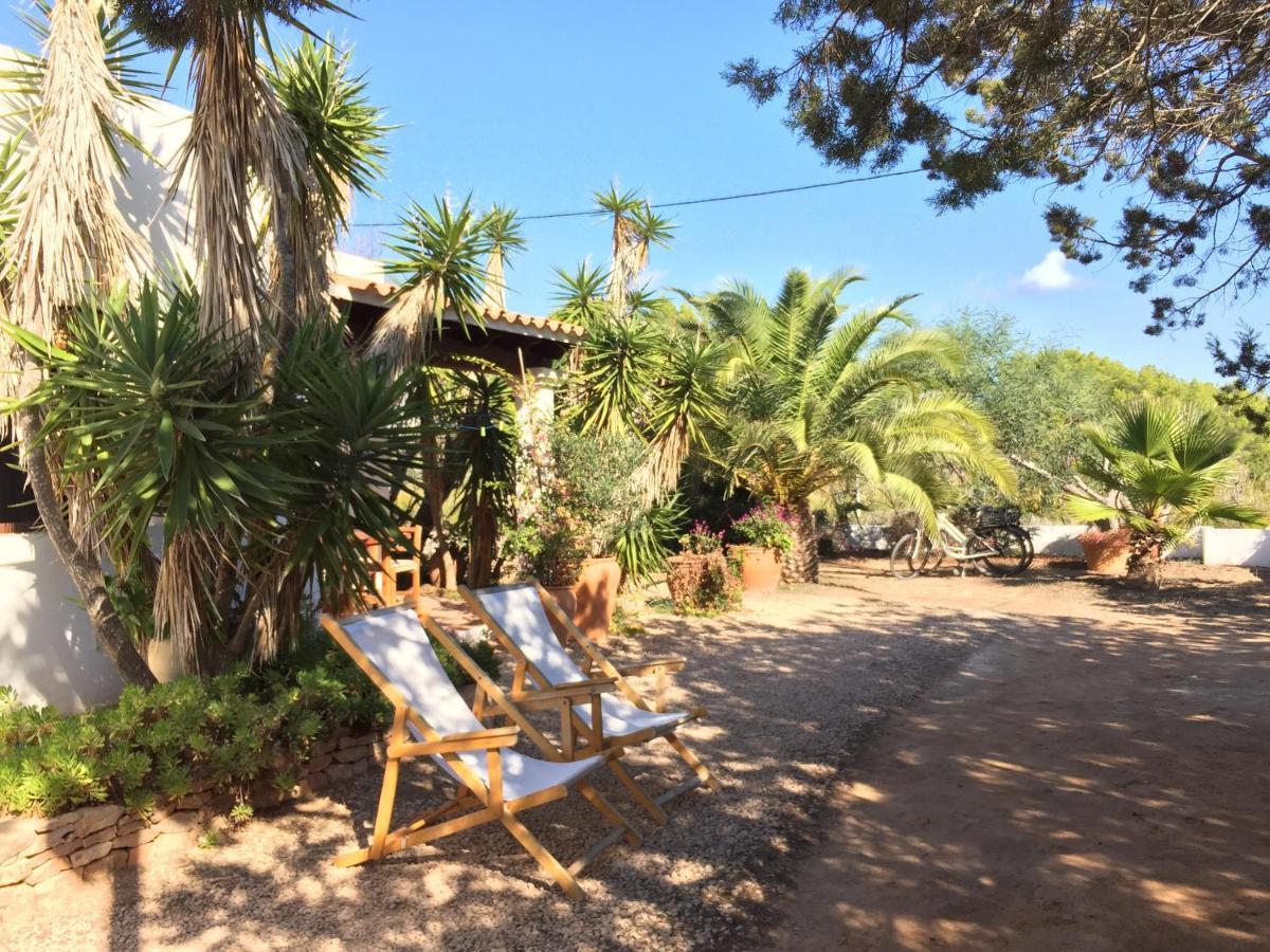 Apartamentos Laura Playa De Migjorn 外观 照片