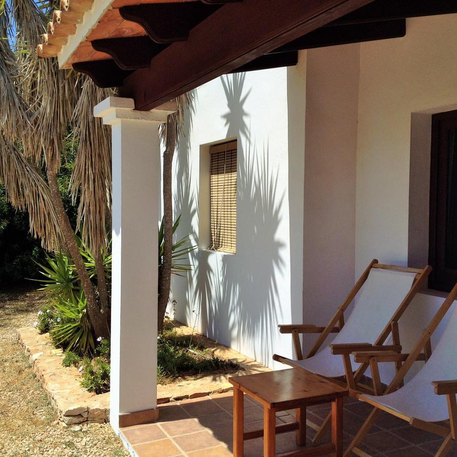 Apartamentos Laura Playa De Migjorn 外观 照片