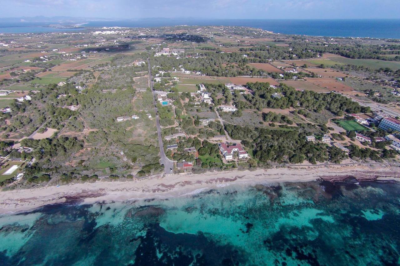 Apartamentos Laura Playa De Migjorn 外观 照片